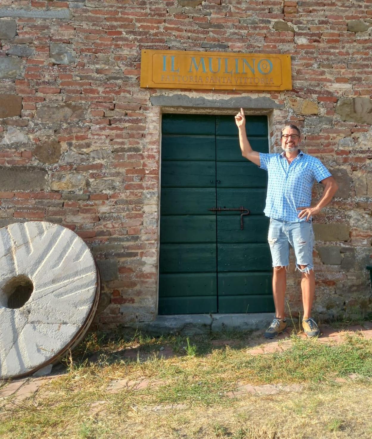 Agroturismo Fattoria Santa Vittoria *